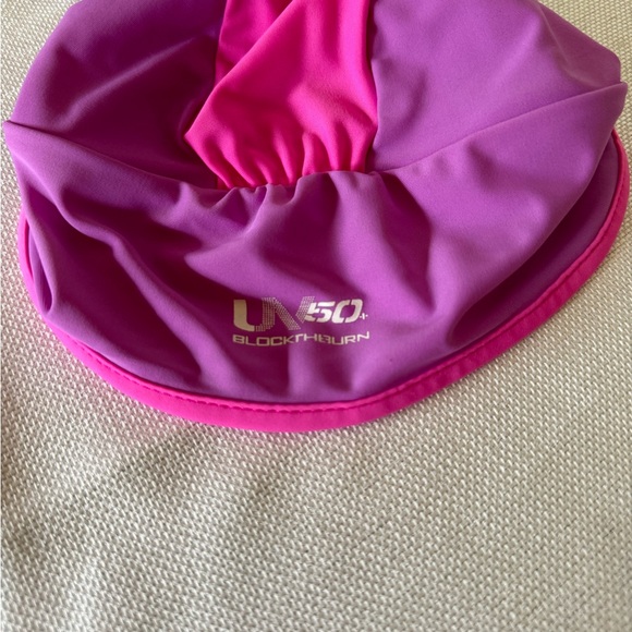 Speedo Sunhat, Size 6 - 24 months, Pink & Lavender - Picture 2 of 4